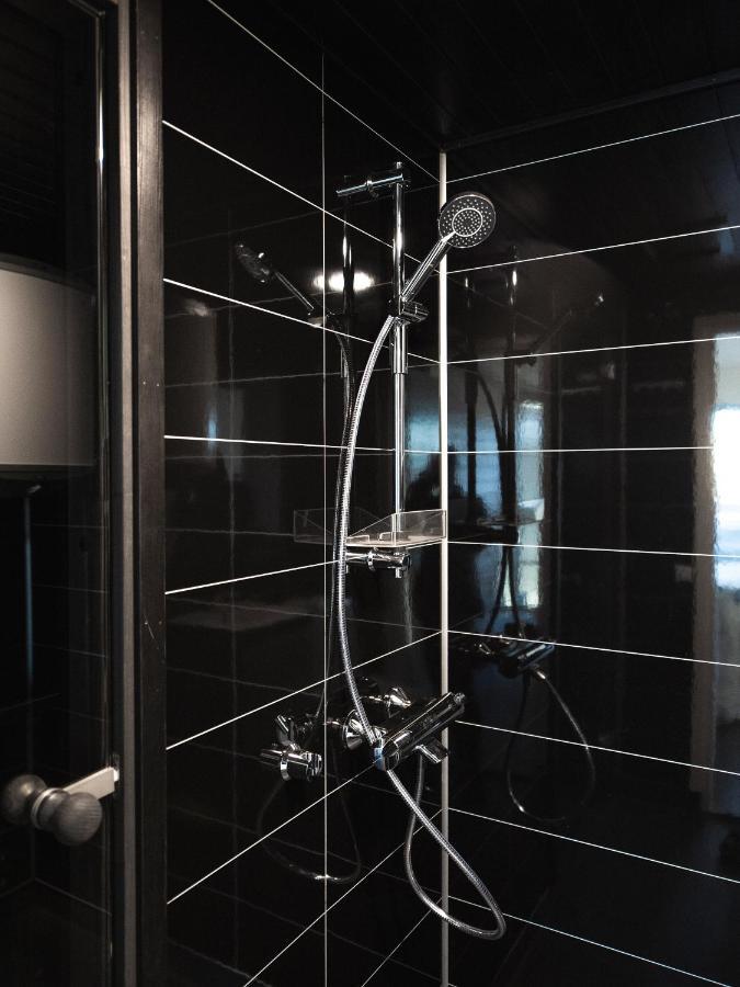 Black Hotel Kempele Zewnętrze zdjęcie
